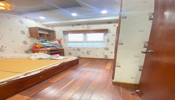 Cho thuê căn hộ chung cư cao cấp 609 Nam Đô, 100m2, 3 ngủ, 13 Triệu - Full đồ ở hộ gia đình